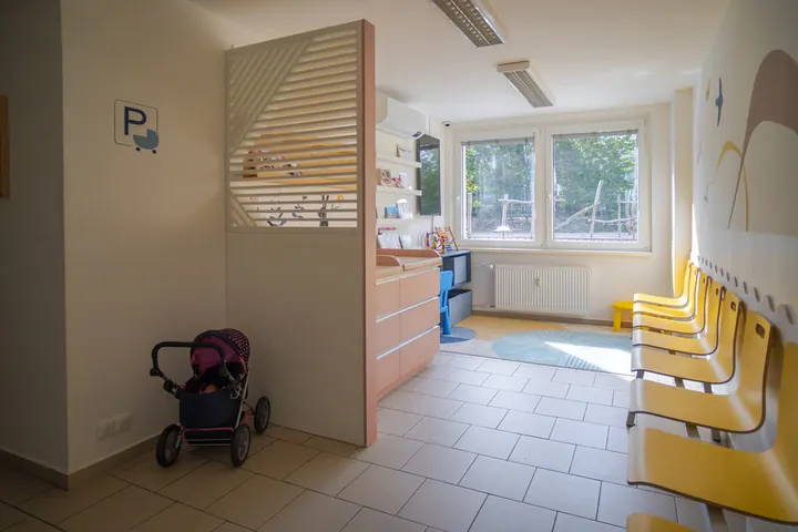 Dětská ordinace a čekárna – Řepy – fotografie 8