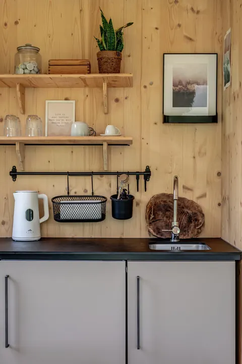 Glamping TwoFingers – chaty Rod, Lada, Diva a Vesna – chata Lada – fotografie 6